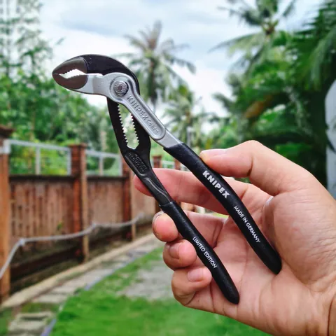 Bản Giới Hạn 2024 - Kìm Nước Mỏ Quạ Knipex Cobra 87 99 180 S01