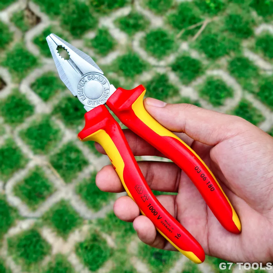 Kìm Đa Năng Knipex 03 06 180 Lưỡi 60HRC dài 180mm Cách Điện VDE 1000 Volt