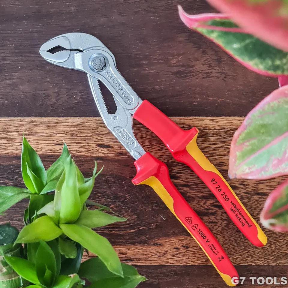 Knipex Cobra 87 26 250 Kìm Nước Mỏ Quạ Mở Đến Ø50mm - Cách điện 1000 Volt