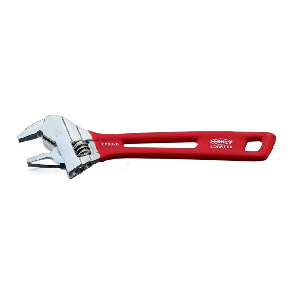 Mỏ Lết Lobster UM30XD Hybrid Ngàm Mở 8-30mm Tay Cầm Bọc Nhựa - Sản Xuất Tại Nhật Bản