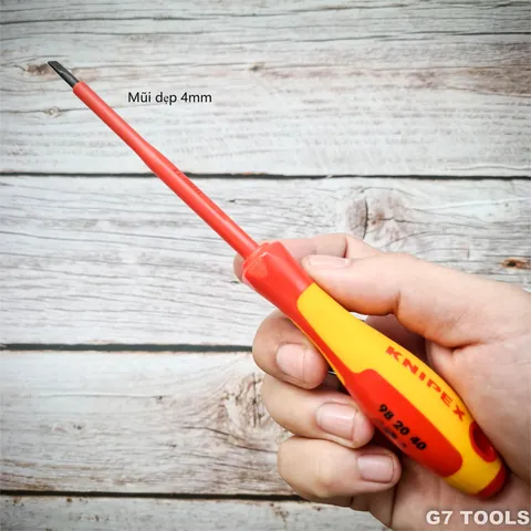 Tua Vít Knipex Mũi Dẹp 4mm 98 20 40 Cách Điện 1000 Volt
